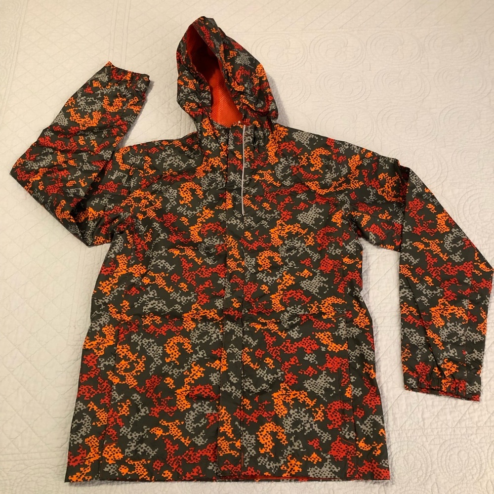 Columbia girls rain wind jacket. Size large.